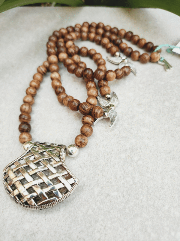collar_karima